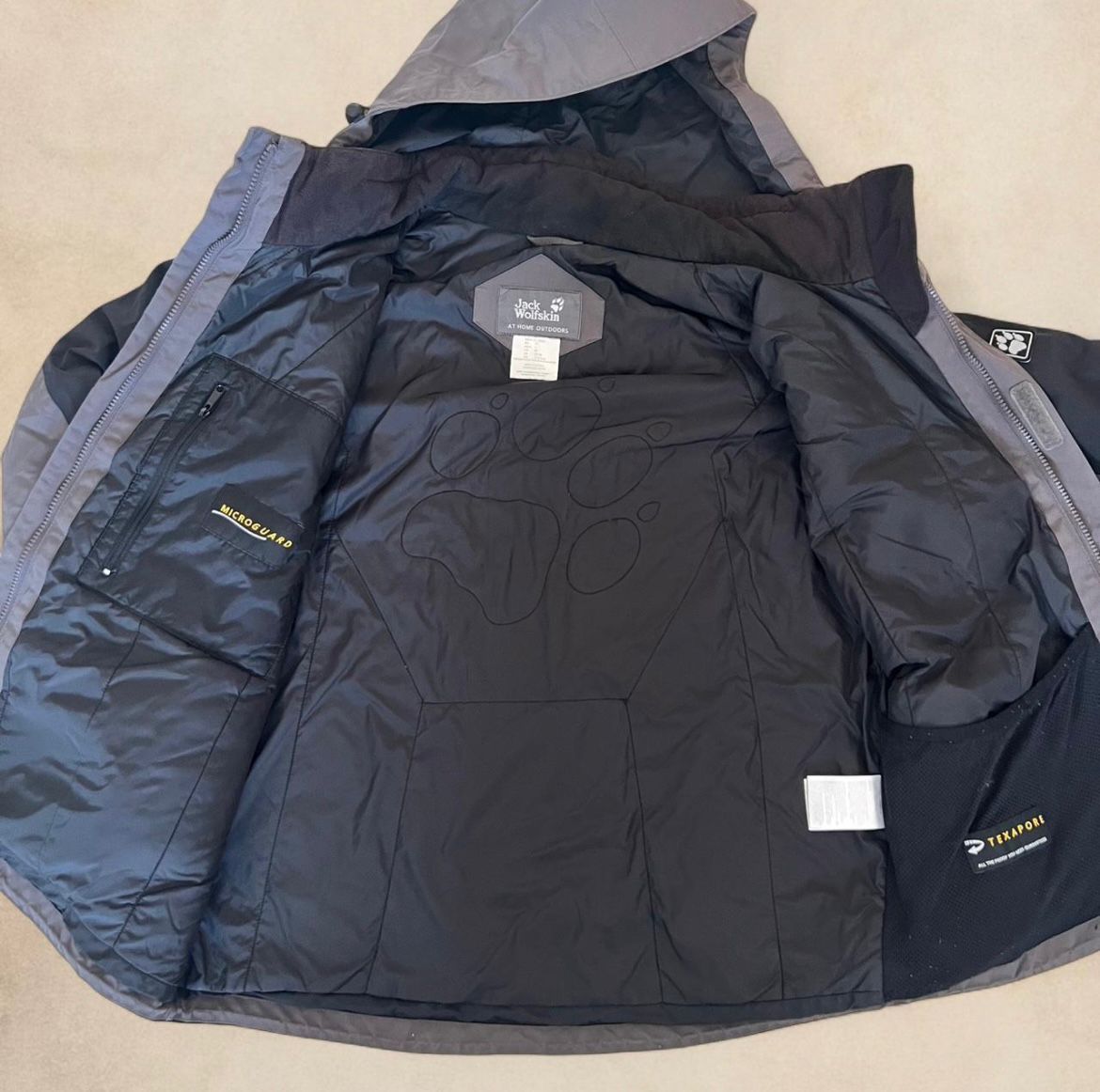 Jack Wolfskin Winter Jacket (M)