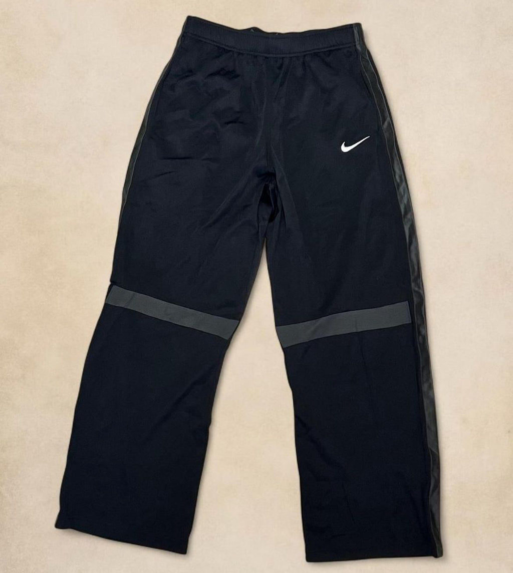 Baggy Nike Joggers (L)