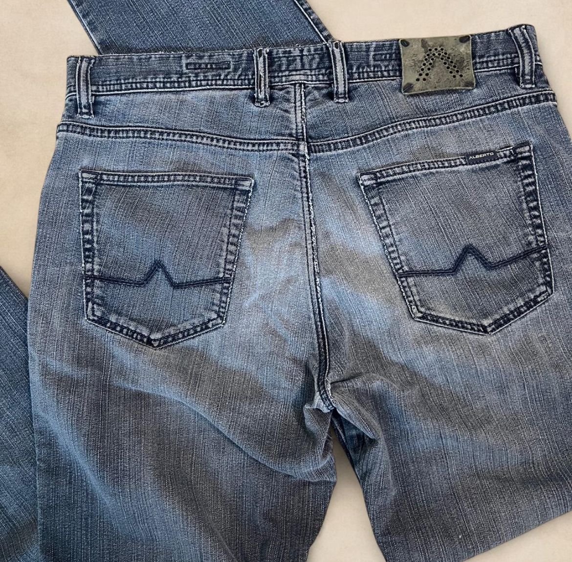 Vintage Jeans (34)